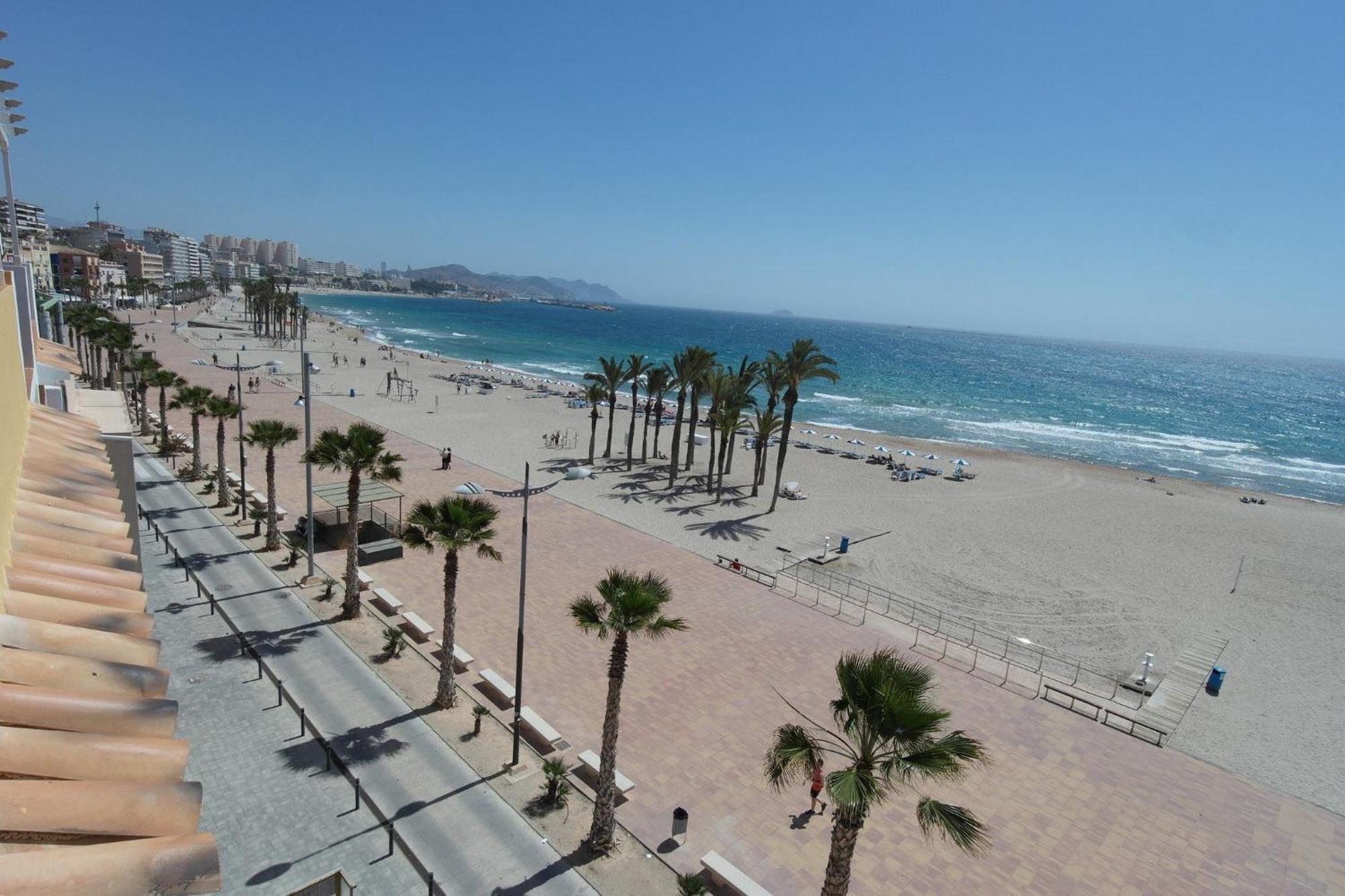 Ata, Moderno Atico En Primera Linea En El Casco Antiguo Villajoyosa Dış mekan fotoğraf