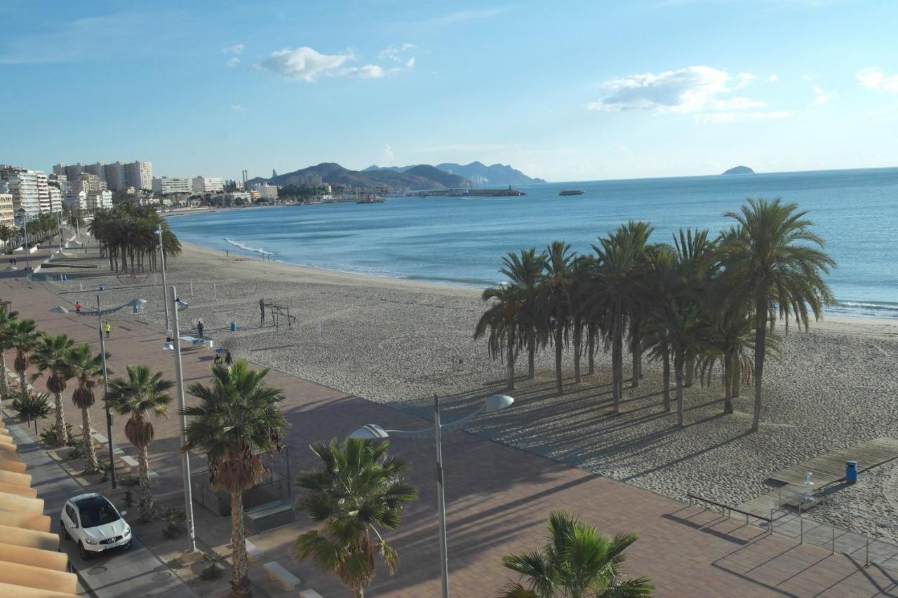 Ata, Moderno Atico En Primera Linea En El Casco Antiguo Villajoyosa Dış mekan fotoğraf